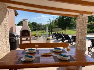 Galeriebild der Unterkunft Holiday home in Belavici/Istrien 33649 in Hreljići