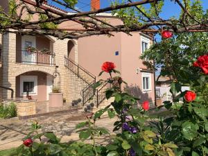 Galeriebild der Unterkunft Holiday home in Belavici/Istrien 33649 in Hreljići