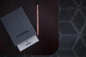 The Wilder的证书、奖牌、标识或其他文件