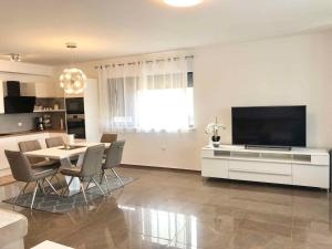 Posedenie v ubytovaní Apartment in Medulin/Istrien 36035