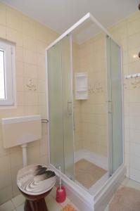 Kúpeľňa v ubytovaní Apartment in Petrcane/Zadar Riviera 7907 + 16 fotografií