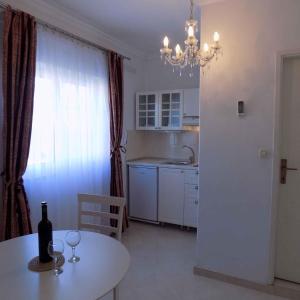 Galeriebild der Unterkunft Apartments in Orebic 6938 in Orebić