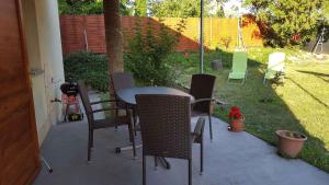 Vonkajšia záhrada v ubytovaní Apartment in Siofok - Balaton 31138