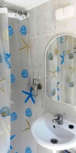 Ett badrum på Holiday home in Leanyfalu/Donauknie 35231