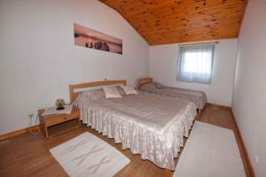 Posteľ alebo postele v izbe v ubytovaní Apartment in Materada + 23 fotografií