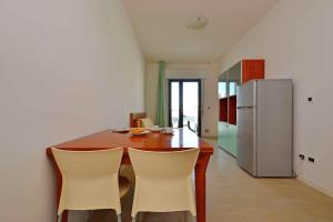 Photo de la galerie de l'établissement Apartments in Lignano 21633, à Lignano Sabbiadoro