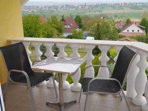 Balkón alebo terasa v ubytovaní Apartments in Alsopahok - Balaton 27597