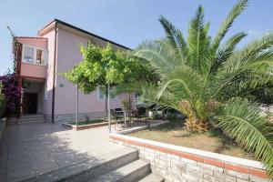 Fotografie z fotogalerie ubytování Apartments in Pula/Istrien 17464 v destinaci Pula
