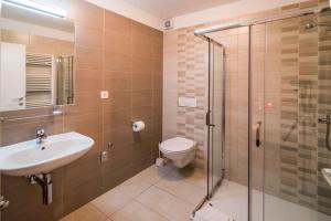 Koupelna v ubytování Apartments in Krk/Insel Krk 26807 + 37 fotografií