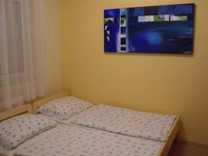 Postel nebo postele na pokoji v ubytování Apartment in Siofok/Balaton 27559