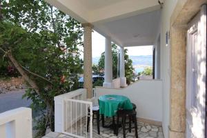 Balkón nebo terasa v ubytování Holiday home in Silo - Insel Krk 26681