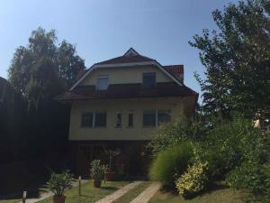 Fotografia z galérie ubytovania Ferienhaus in Siófok 3 v destinácii Balatonszabadi Fürdőtelep