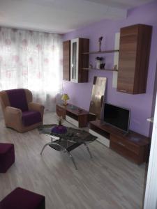 Fotografia z galérie ubytovania Three-Bedroom Apartment in Kampor I v destinácii Kampor