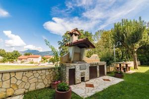 Fotografie z fotogalerie ubytování Apartment in Krsan 8861 v destinaci Kršan