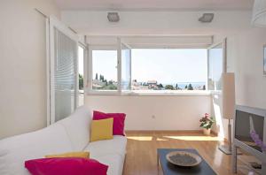 Fotografie z fotogalerie ubytování Apartment in Split/Split Riviera 7303 ve Splitu