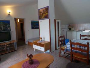 Fotografie z fotogalerie ubytování Apartments in Premantura/Istrien 10704 v destinaci Premantura + 21 fotografií