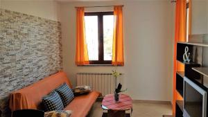 Kuchyňa alebo kuchynka v ubytovaní Rovinj Two-Bedroom Apartment 1