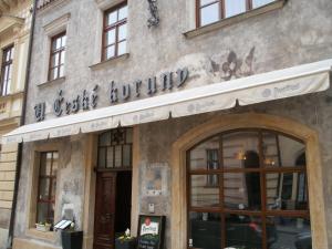Fachada o entrada de Hotel u České koruny