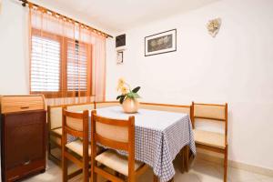 Zdjęcie z galerii obiektu Holiday home in Pomer - Istrien 9026 w mieście Pomer