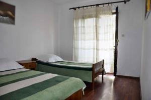Fotografie z fotogalerie ubytování Apartments in Starigrad-Paklenica 6778 v destinaci Punta