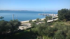 Zdjęcie z galerii obiektu Holiday home in Vrsi/Zadar Riviera 7847 w mieście Kod Mula