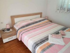Posteľ alebo postele v izbe v ubytovaní Apartment in Silo/Insel Krk 13496