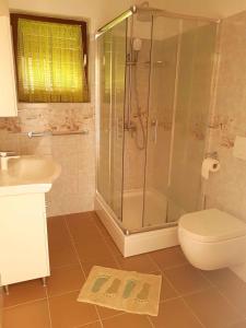 Kúpeľňa v ubytovaní Apartment in Silo/Insel Krk 13496 + 14 fotografií
