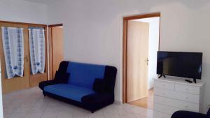 Fotografie z fotogalerie ubytování Two-Bedroom Apartment Novi Vinodolski near Sea 6 v destinaci Novi Vinodolski