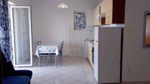 Fotografie z fotogalerie ubytování Two-Bedroom Apartment Novi Vinodolski near Sea 6 v destinaci Novi Vinodolski