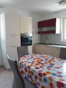 Fotografie z fotogalerie ubytování Apartment Pag 11 v destinaci Stari Okić