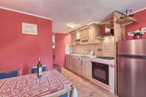 Fotografie z fotogalerie ubytování Holiday home in Marcana/Istrien 9970 v destinaci Marčana + 17 fotografií