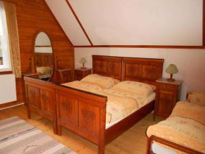 Katil atau katil-katil dalam bilik di Holiday home in Dolni Dvur 2374