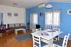 Posedenie v ubytovaní Apartments Piero
