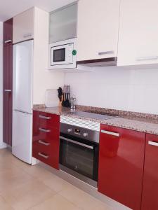 Kuchyňa alebo kuchynka v ubytovaní Apartment, Linnea Sol, Orihuela