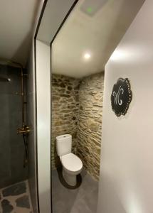 A bathroom at Casa Rural Macia - Apartamentos
