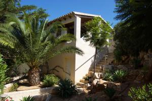 Foto dalla galleria di CASA VIDA, villa encantadora con vistas al mar a Benitachell