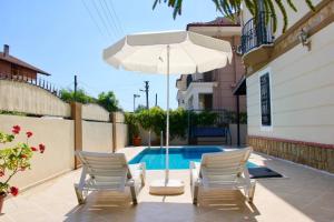 Bazén v ubytování Villa No6 Private Pool nebo v jeho okolí