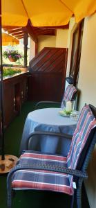 Posedenie v ubytovaní Pension und Appartement Weinschreiber