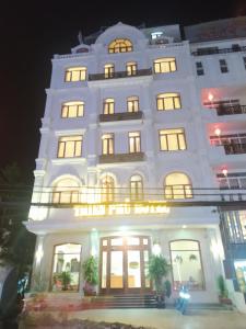 ダラットにあるThiên Phúのギャラリーの写真