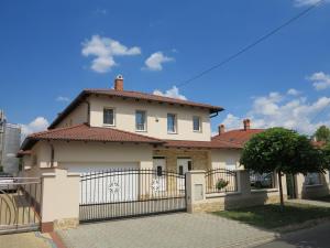 The building in which Az apartmant is located