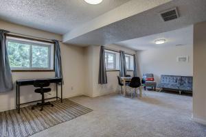 Gallery image of Bright & Cozy Studio Apartment in Colorado Springs in Colorado Springs