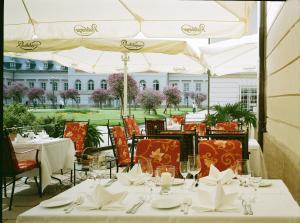 Restaurace v ubytování Schloss Hotel Dresden Pillnitz