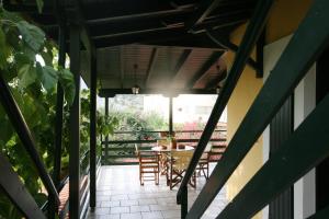 Balkón nebo terasa v ubytování Meliti Guesthouse
