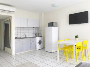 מטבח או מטבחון ב-Apartments Lev Eilat 8