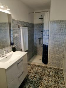 Koupelna v ubytování casa LOS IBIS