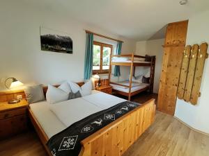 Fotografia z galérie ubytovania Ferienwohnung Point v destinácii Hainzenberg