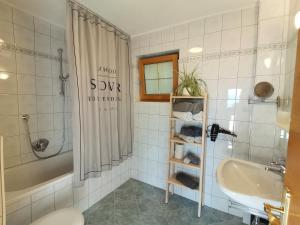 Fotografia z galérie ubytovania Ferienwohnung Point v destinácii Hainzenberg