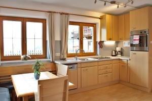 Fotografia z galérie ubytovania Ferienwohnung Point v destinácii Hainzenberg