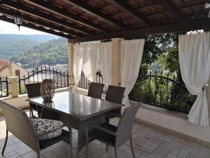 Hrvatska, POVLJA-OTOK BRAČ, apartman house Bjedov
