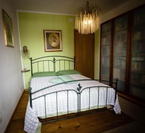 A bed or beds in a room at B&B Marie Therese